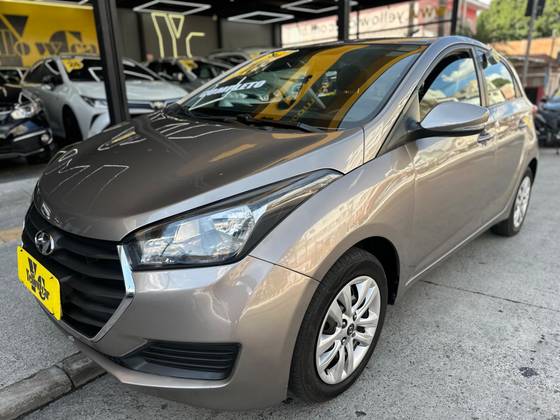 HYUNDAI HB20 1.6 COMFORT PLUS 16V FLEX 4P MANUAL